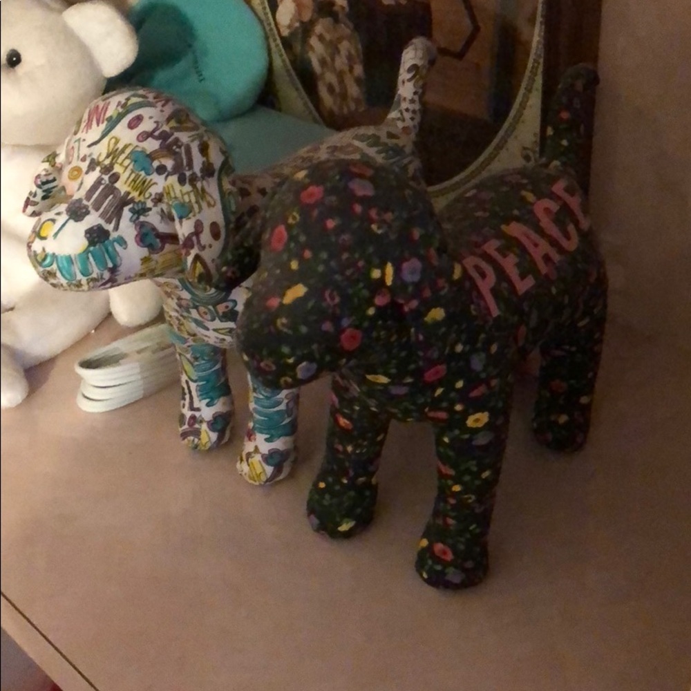Victoria secret pink dogs (set or 2)